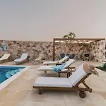 Vilă Deep Blue Villa *