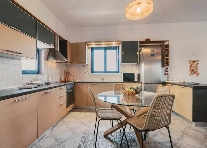 Deep Blue Villa Lakhania