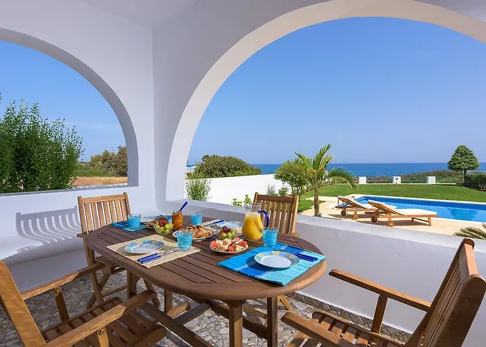 Deep Blue Villa Lakhania