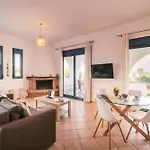 Deep Blue Villa Villa