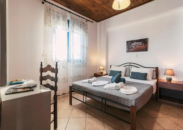Villa Deep Blue Villa Lakhania
