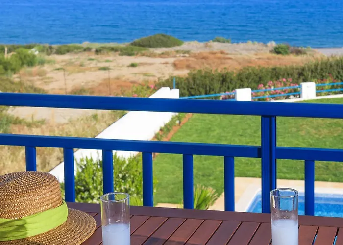 Deep Blue Villa * Lakhania