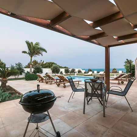 فيلة Deep Blue Villa لاخنيا